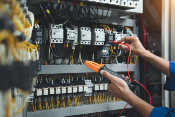Best Electrical Contractors for Businesses  in Harper Woods, MI