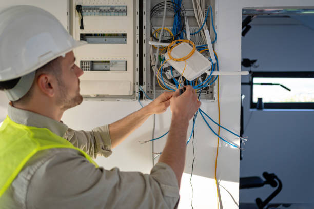 Best Local Electrician Companies  in Harper Woods, MI